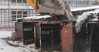 Снос гаража и вывоз мусора в Малгобеке - Быстро и качественно от Сварной-Млг от 2089 рублей