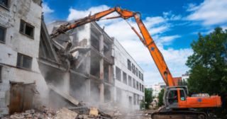 Промышленный демонтаж зданий Малгобек, цена от 2977 руб.