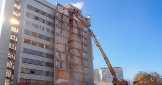 Демонтаж многоэтажного дома Малгобек, цена от 3708 руб.