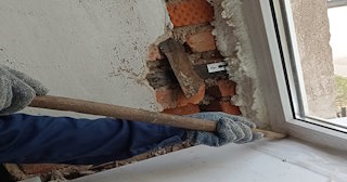 Демонтаж оконных откосов по выгодной цене от 523 руб. в Малгобеке - Сварной-Млг