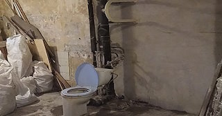 Демонтаж сантехкабины в панельном доме - цена от 1045 рублей | Сварной-Млг